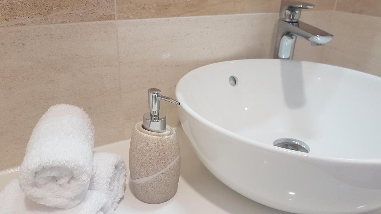 Apartmani Milin Zára Kültér fotó