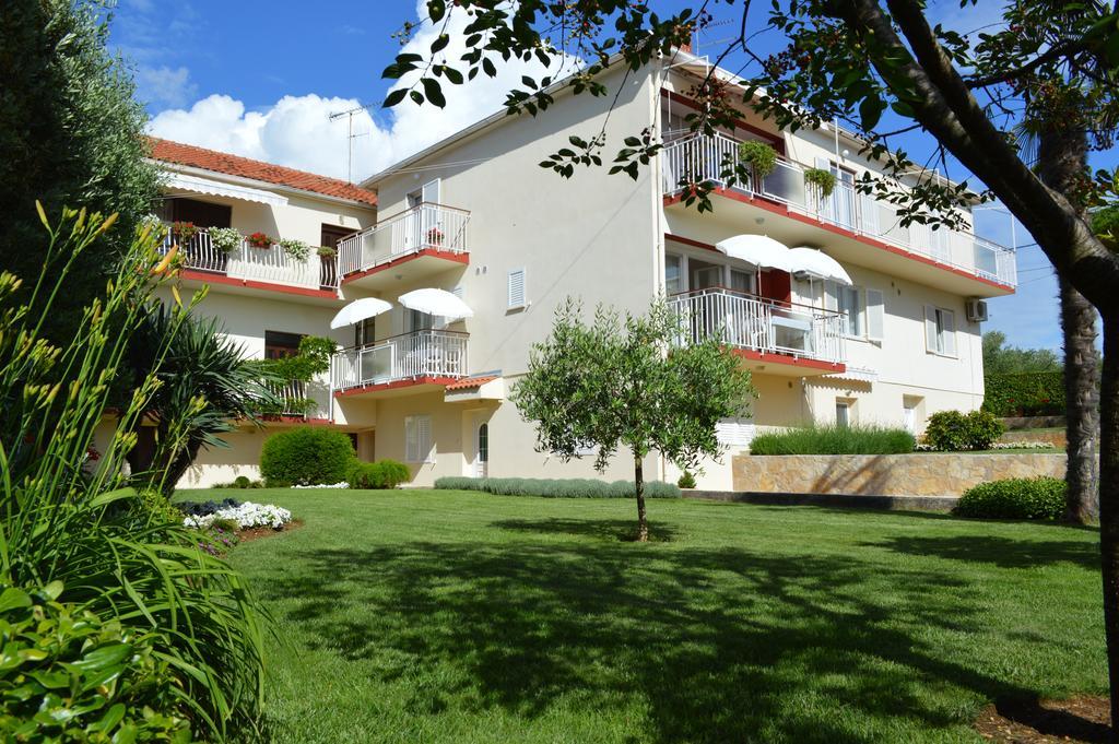 Apartmani Milin Zára Kültér fotó