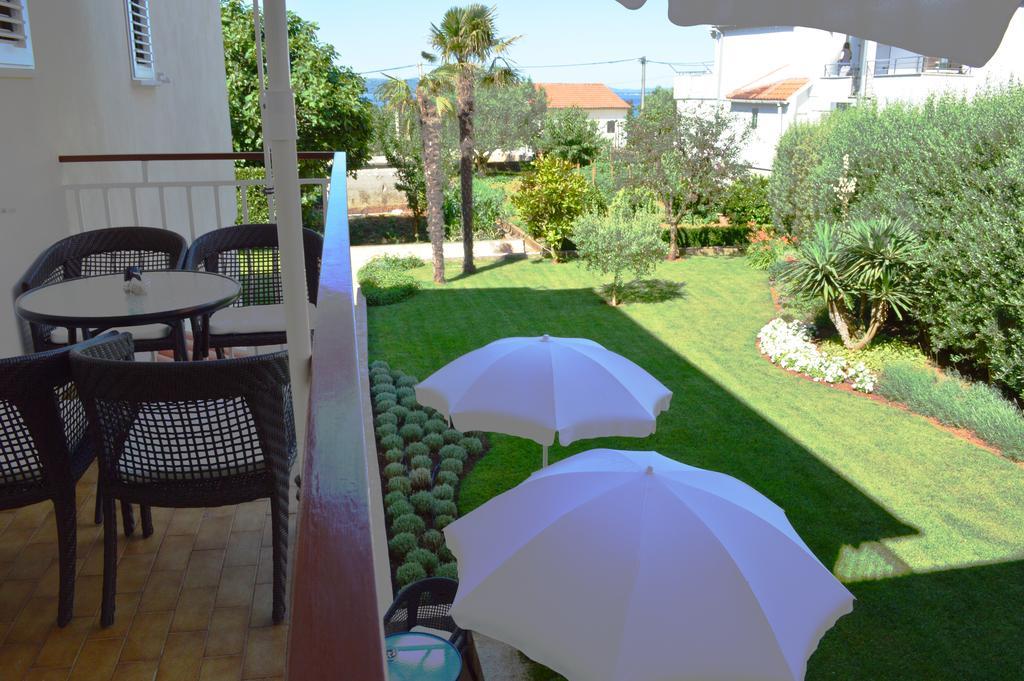 Apartmani Milin Zára Kültér fotó