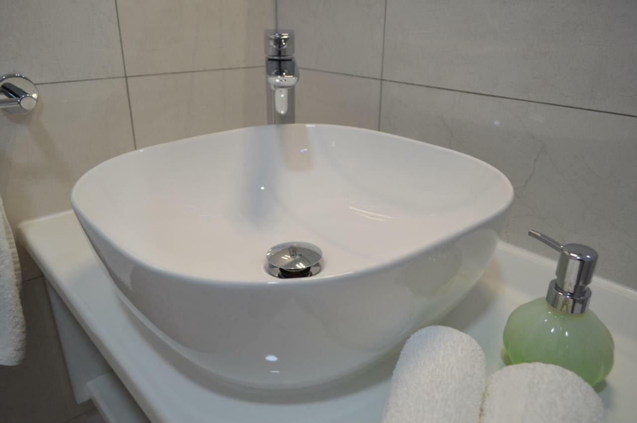 Apartmani Milin Zára Kültér fotó